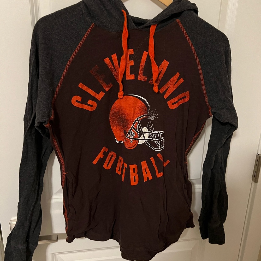 NFL Team Apparel, women’s size large, Cleveland Browns hoodie